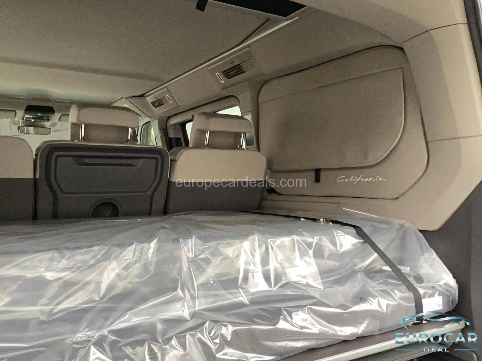 Volkswagen T7 California