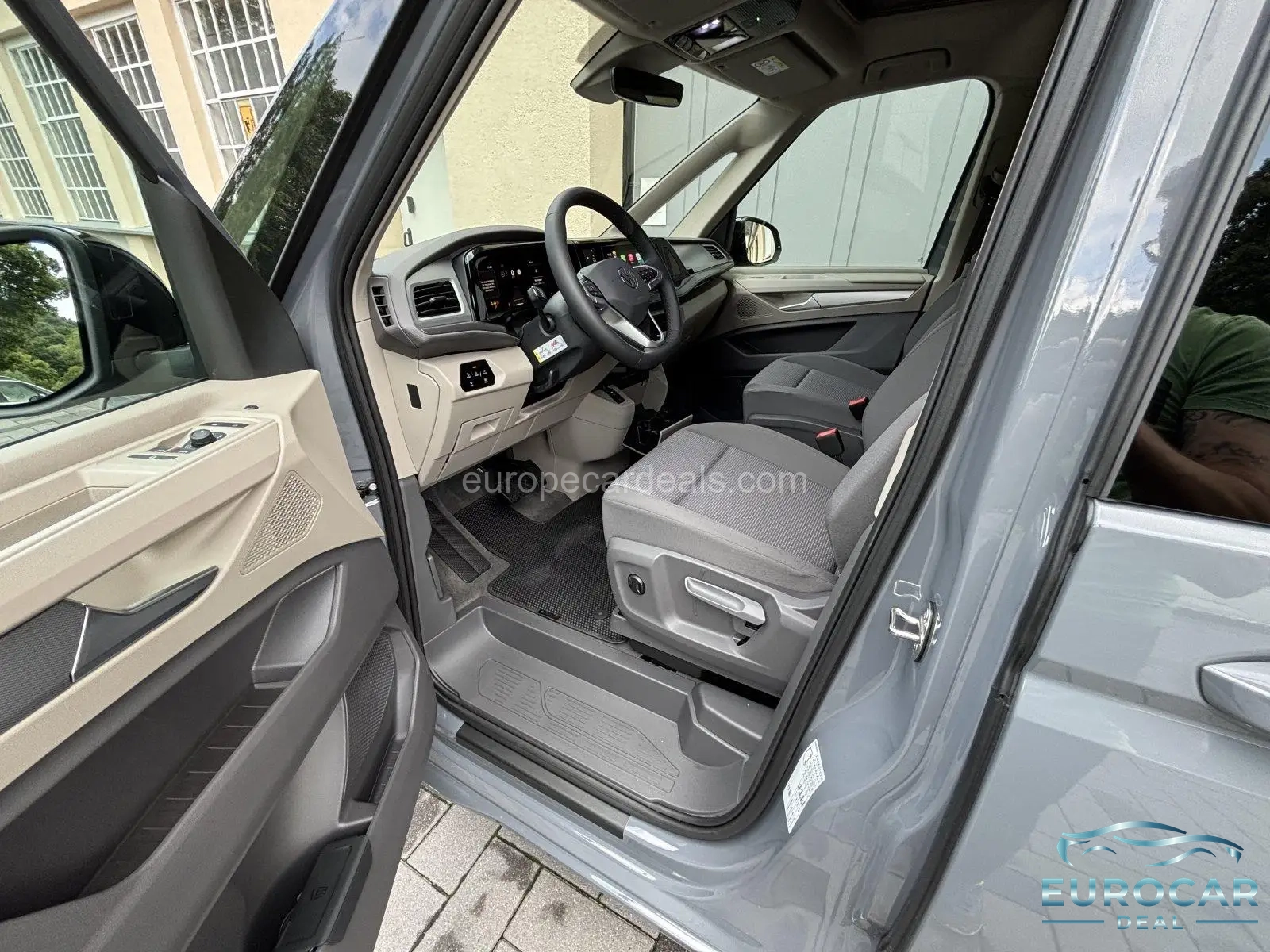 Volkswagen T7 California
