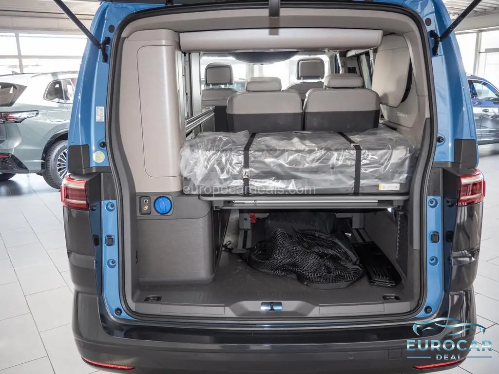Volkswagen T7 California