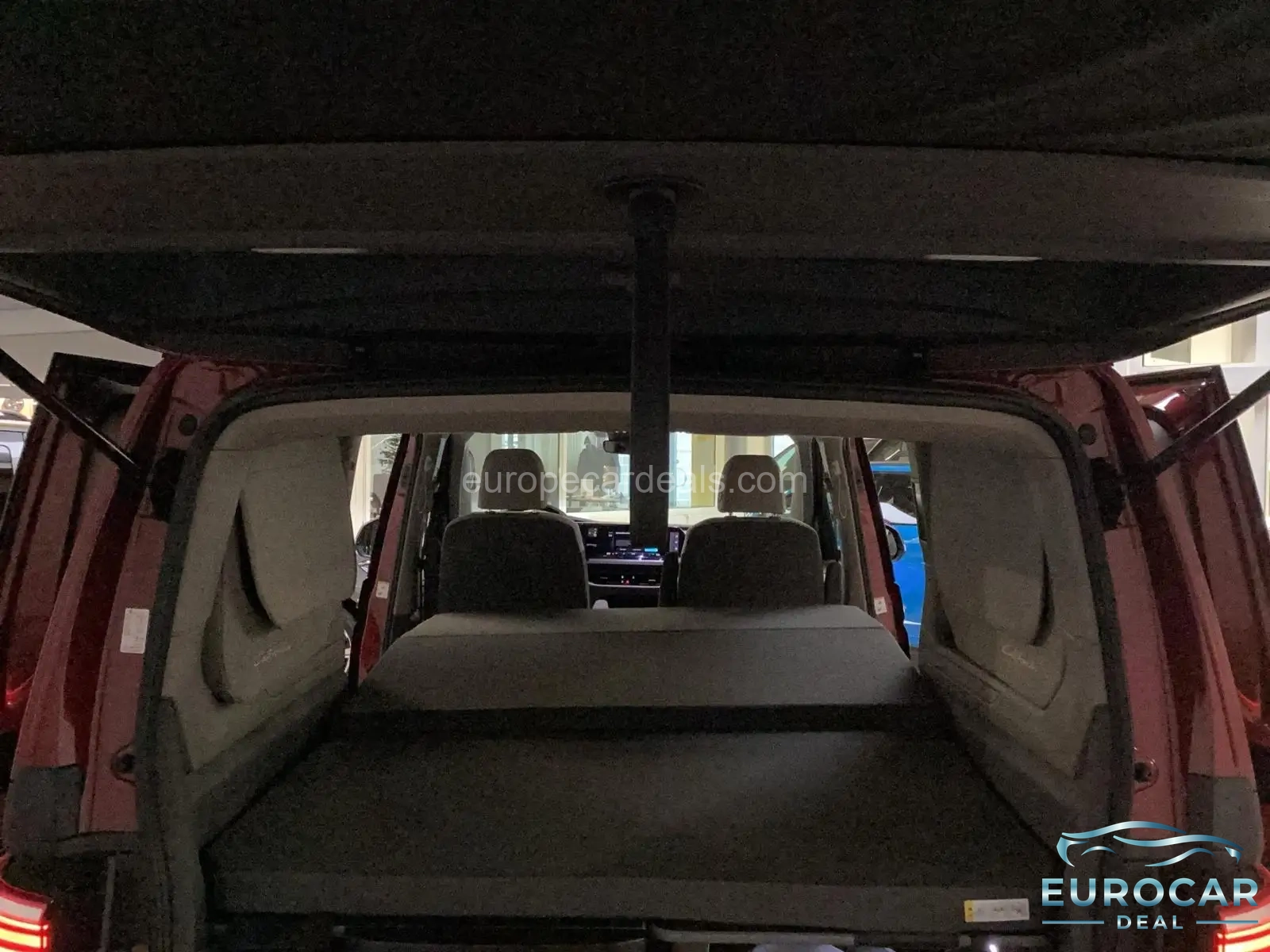Volkswagen T7 California