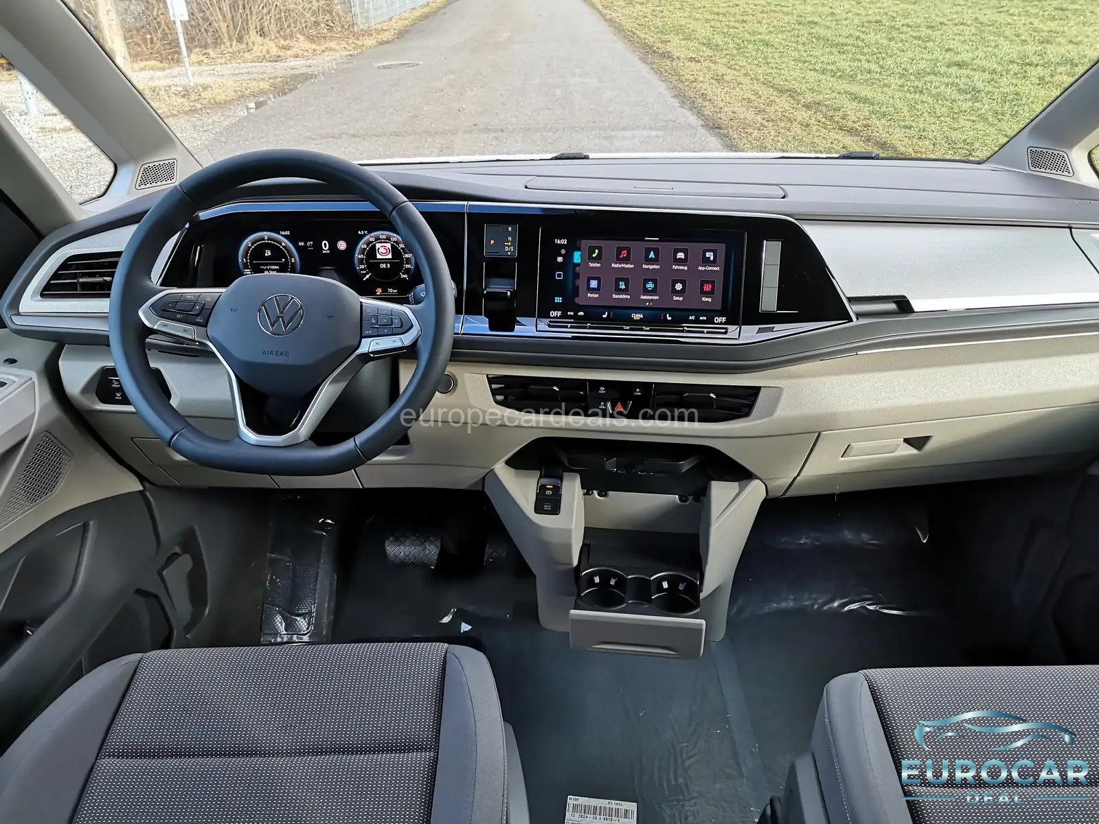 Volkswagen T7 California