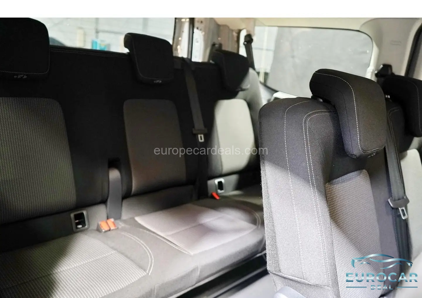 Volkswagen T7 Transporter