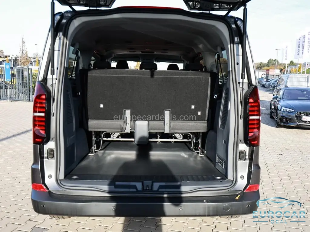 Volkswagen T7 Caravelle