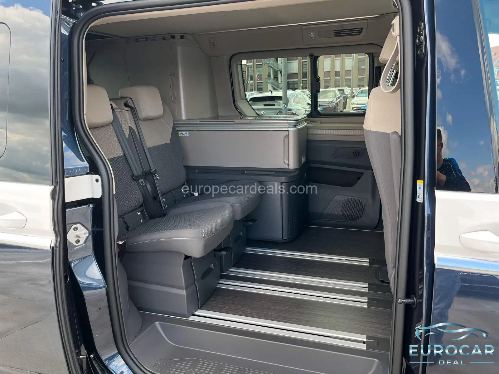 Volkswagen T7 California