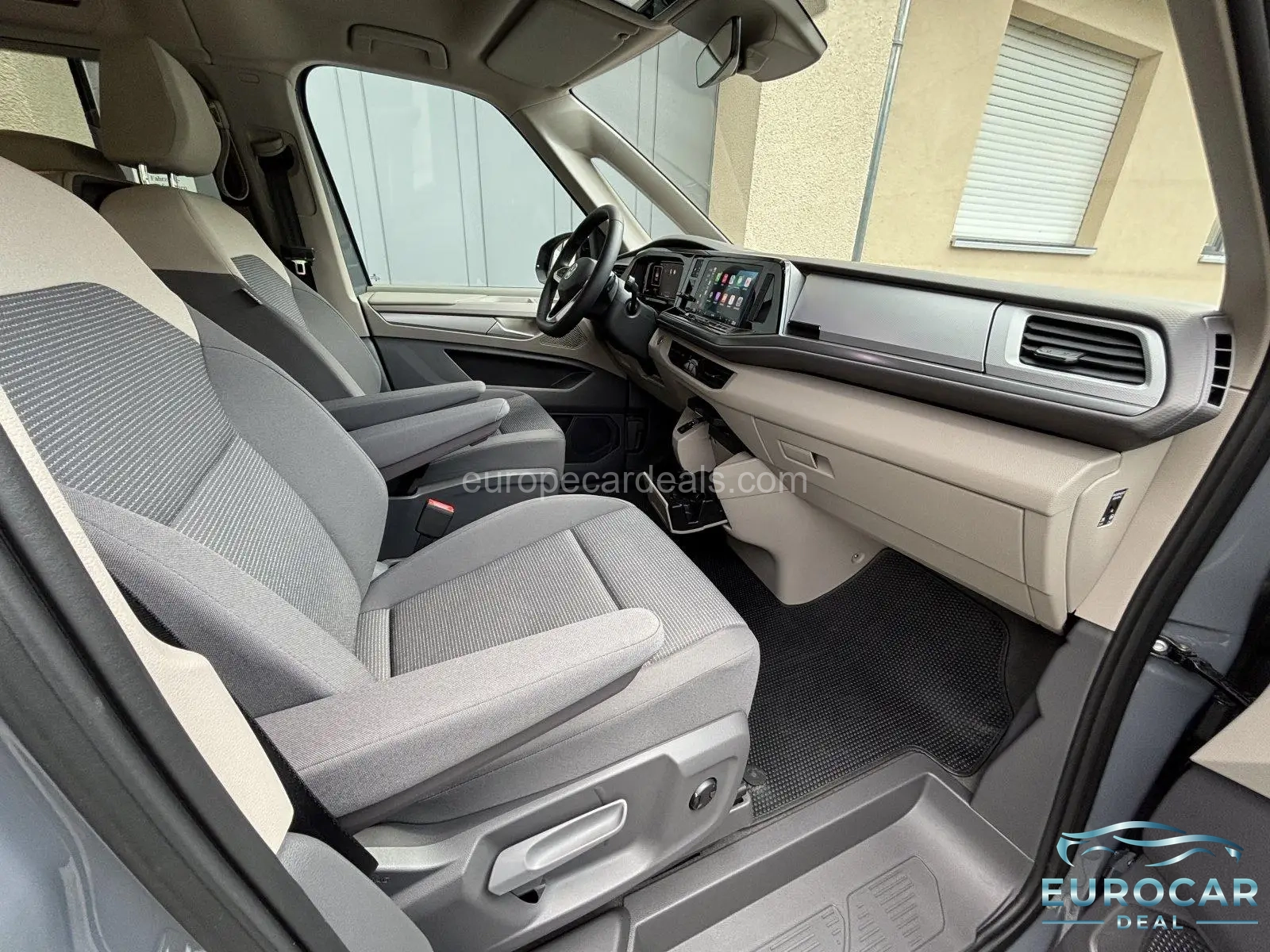 Volkswagen T7 California