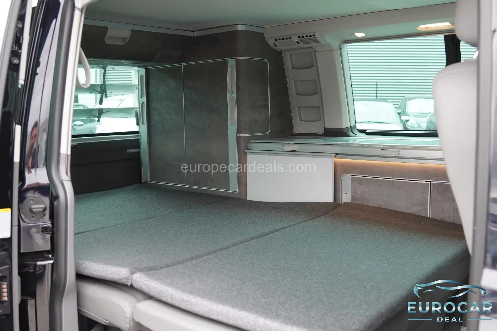 Volkswagen T7 California