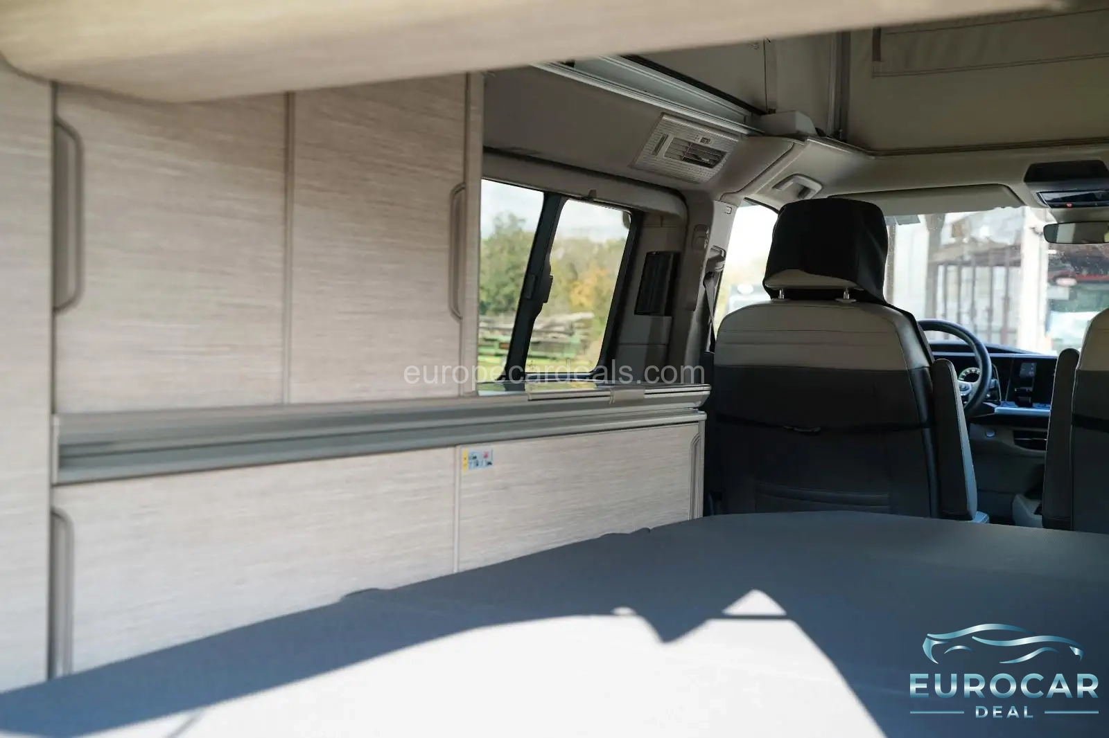 Volkswagen T7 California