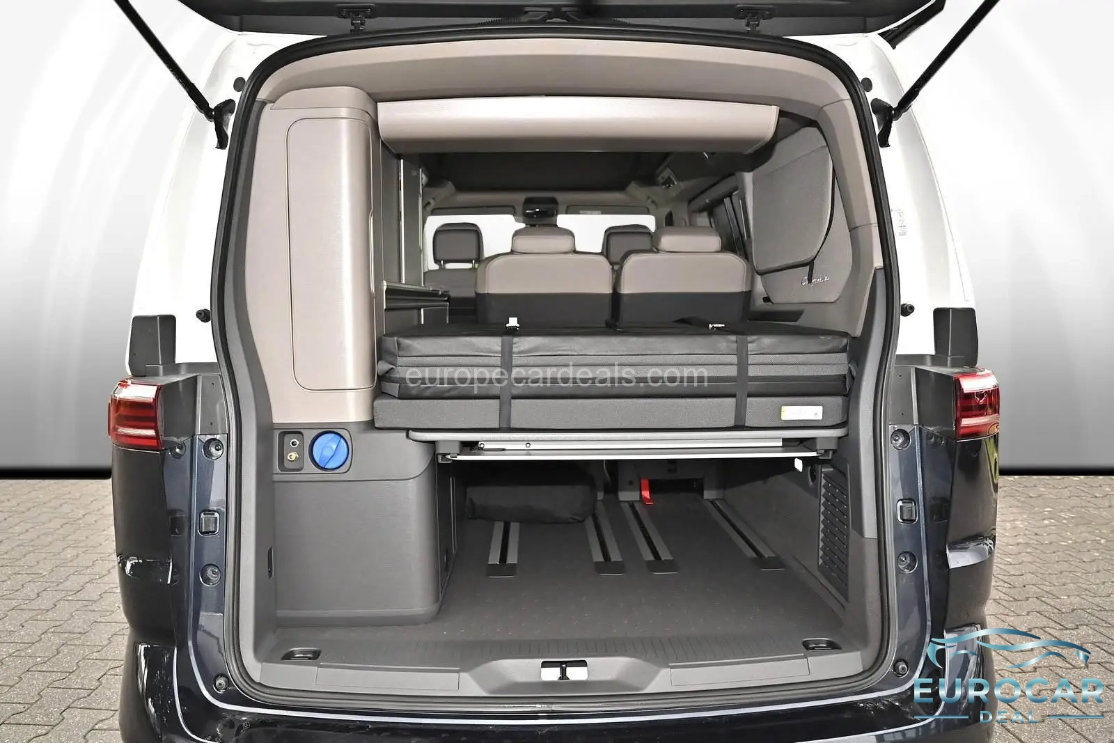 Volkswagen T7 California