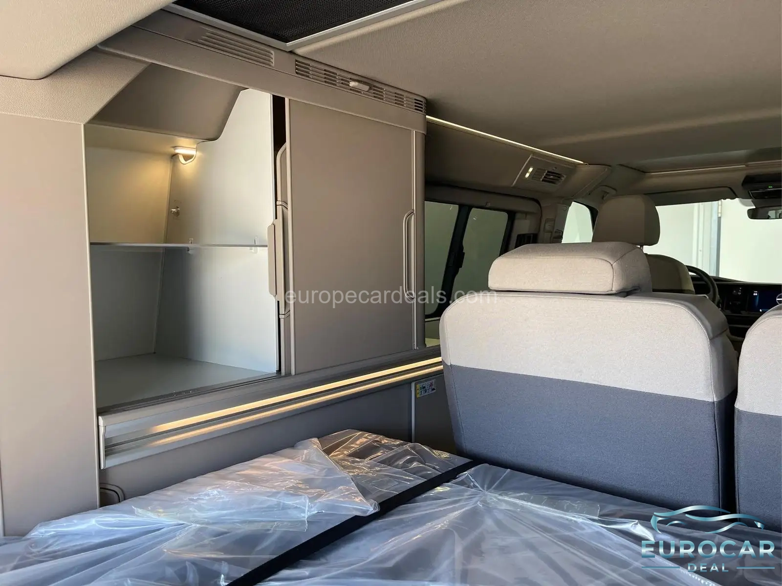 Volkswagen T7 California