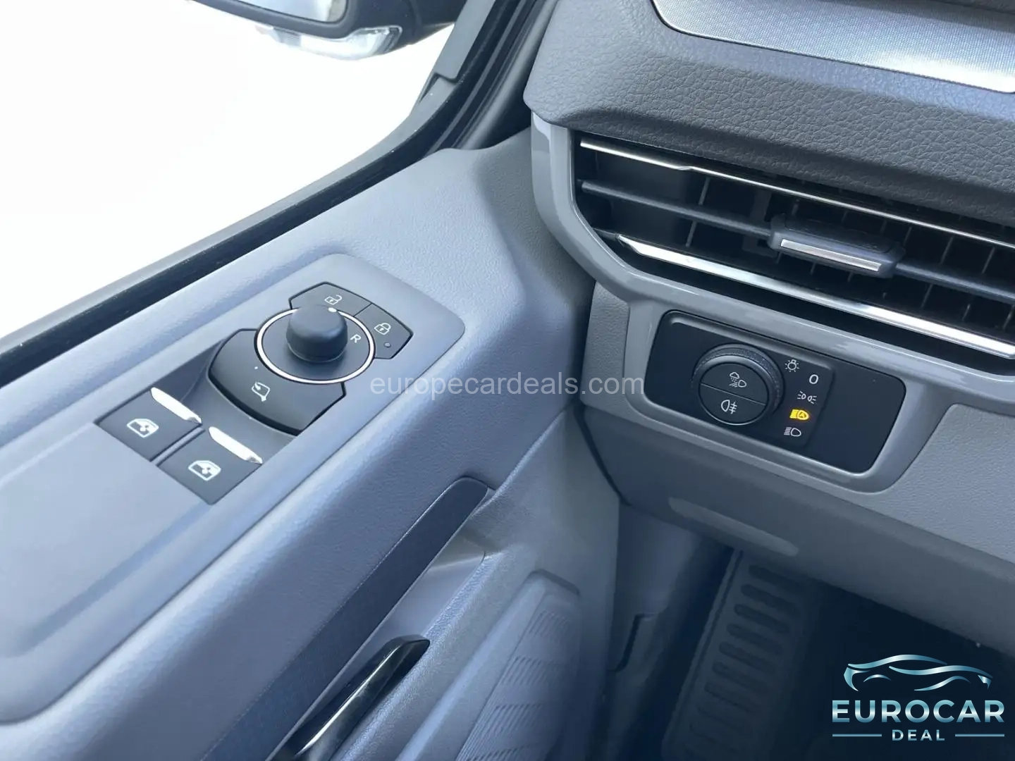 Volkswagen T7 Caravelle