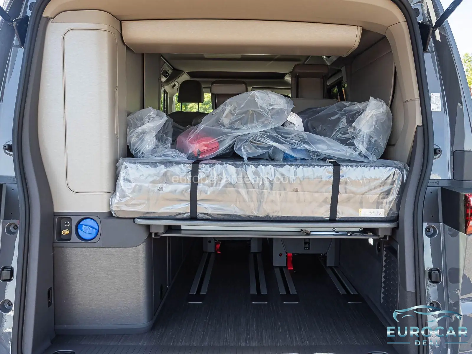 Volkswagen T7 California