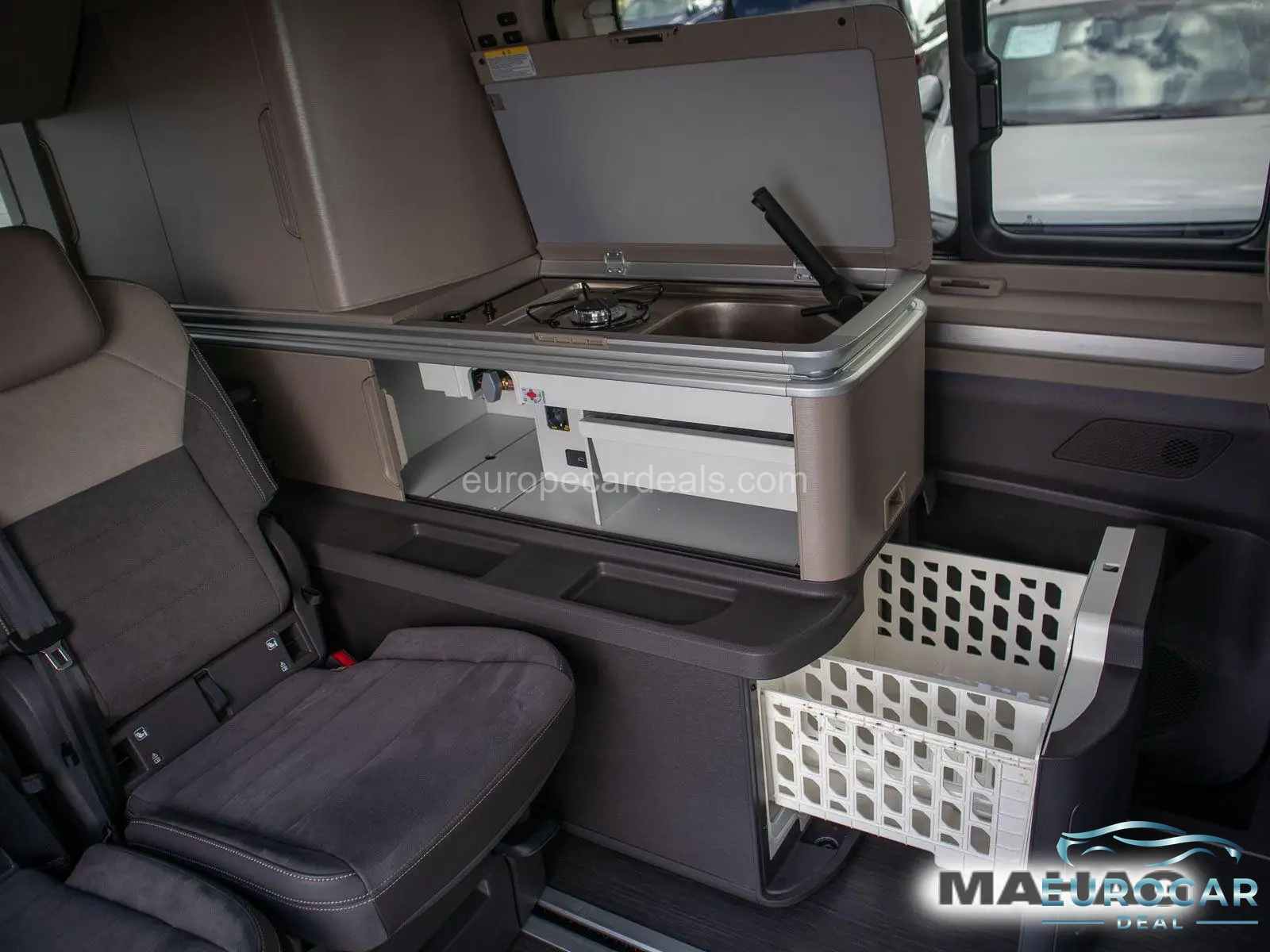 Volkswagen T7 California