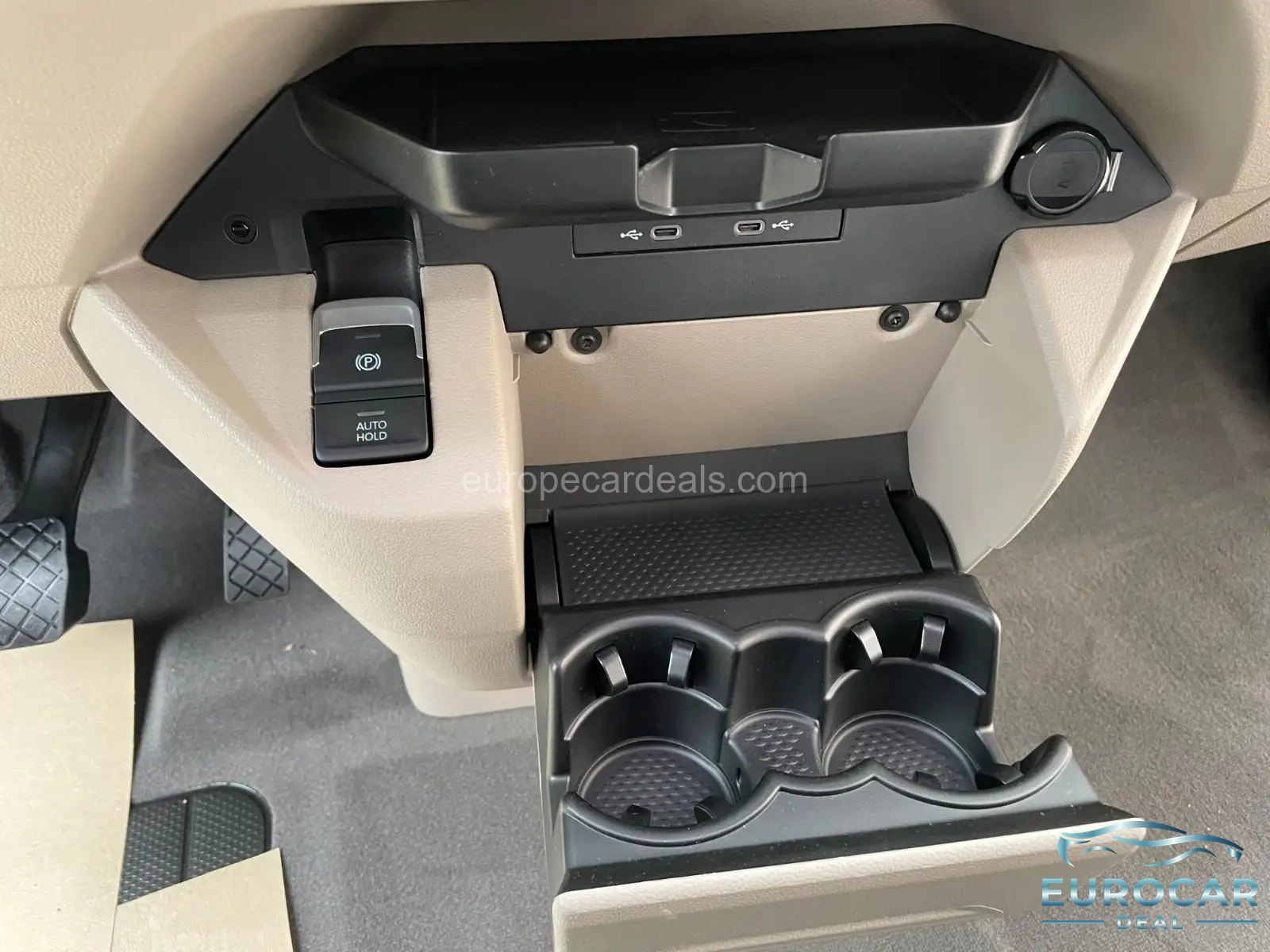Volkswagen T7 California