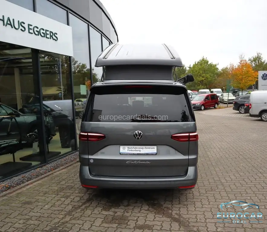 Volkswagen T7 California