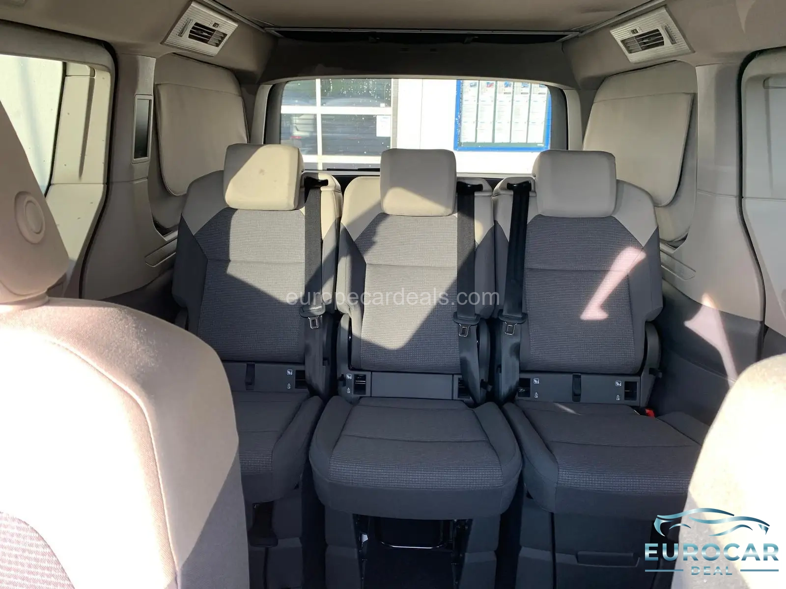 Volkswagen T7 California