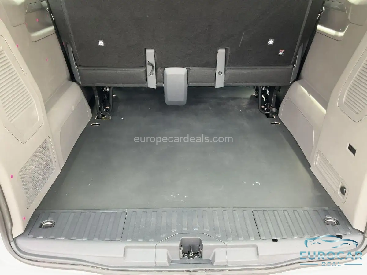 Volkswagen T7 Caravelle