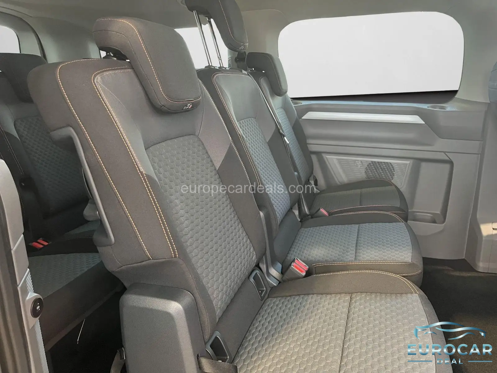 Volkswagen T7 Caravelle