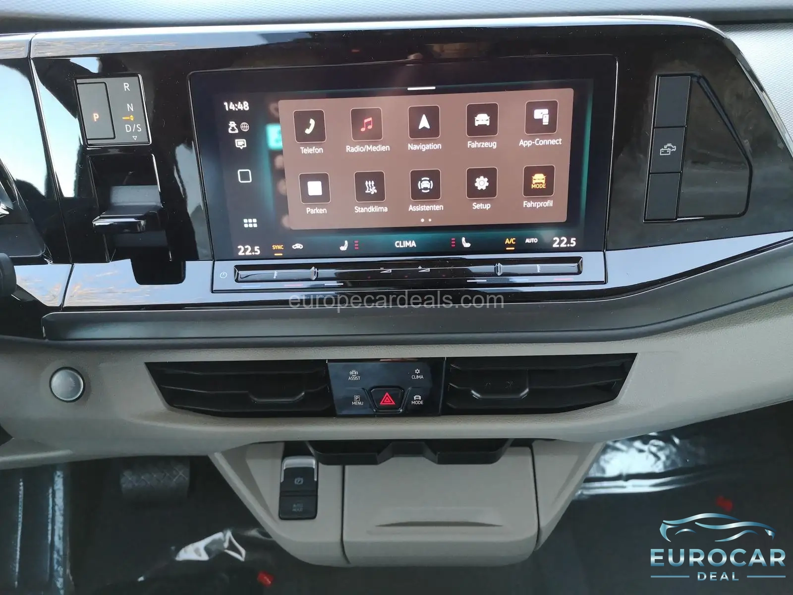 Volkswagen T7 California