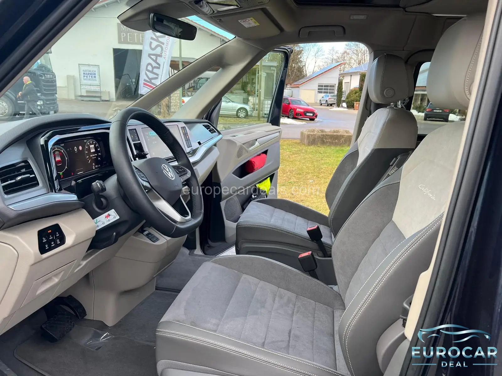 Volkswagen T7 California