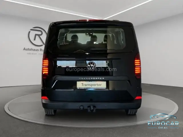 Volkswagen T7 Kombi