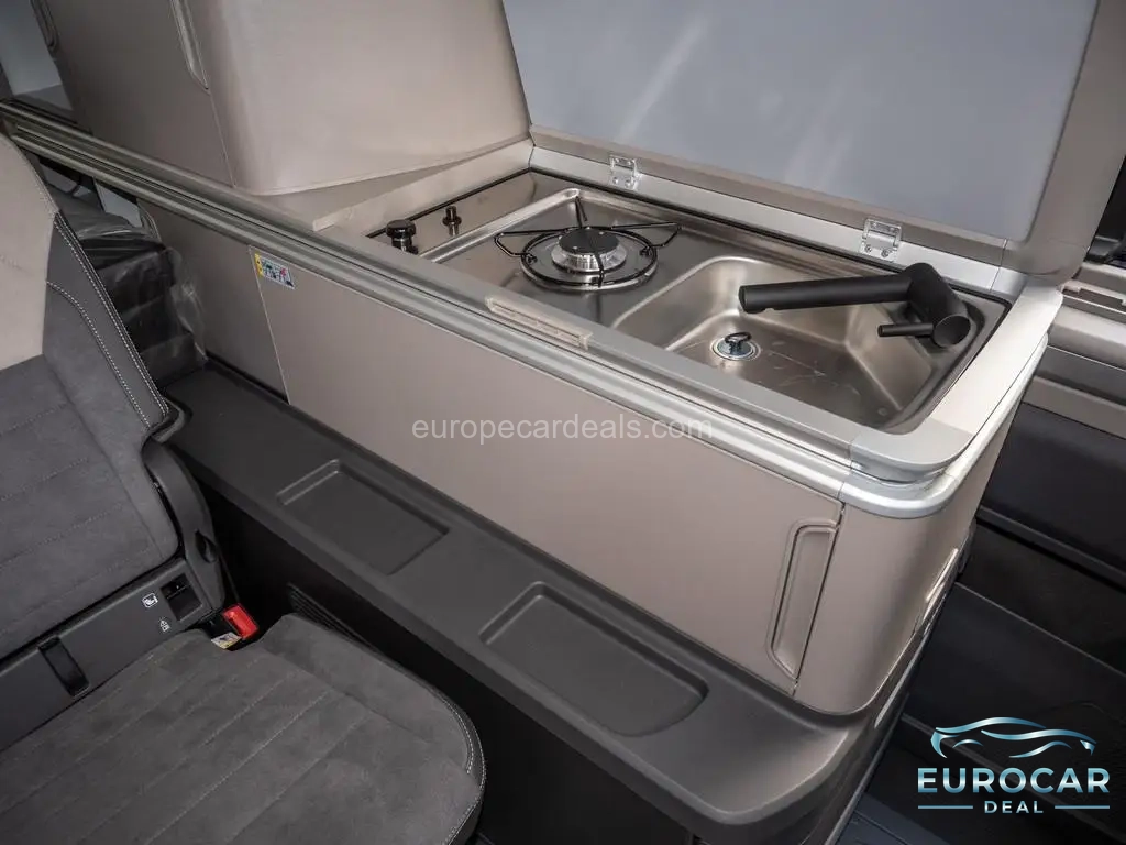 Volkswagen T7 California
