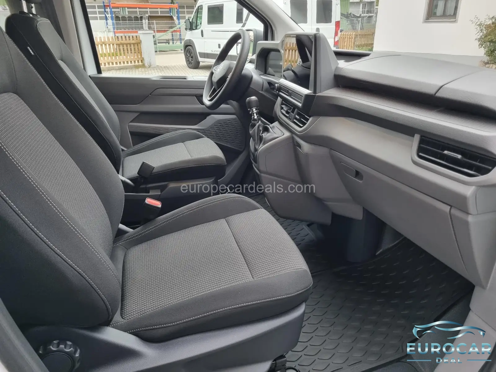Volkswagen T7 Kombi