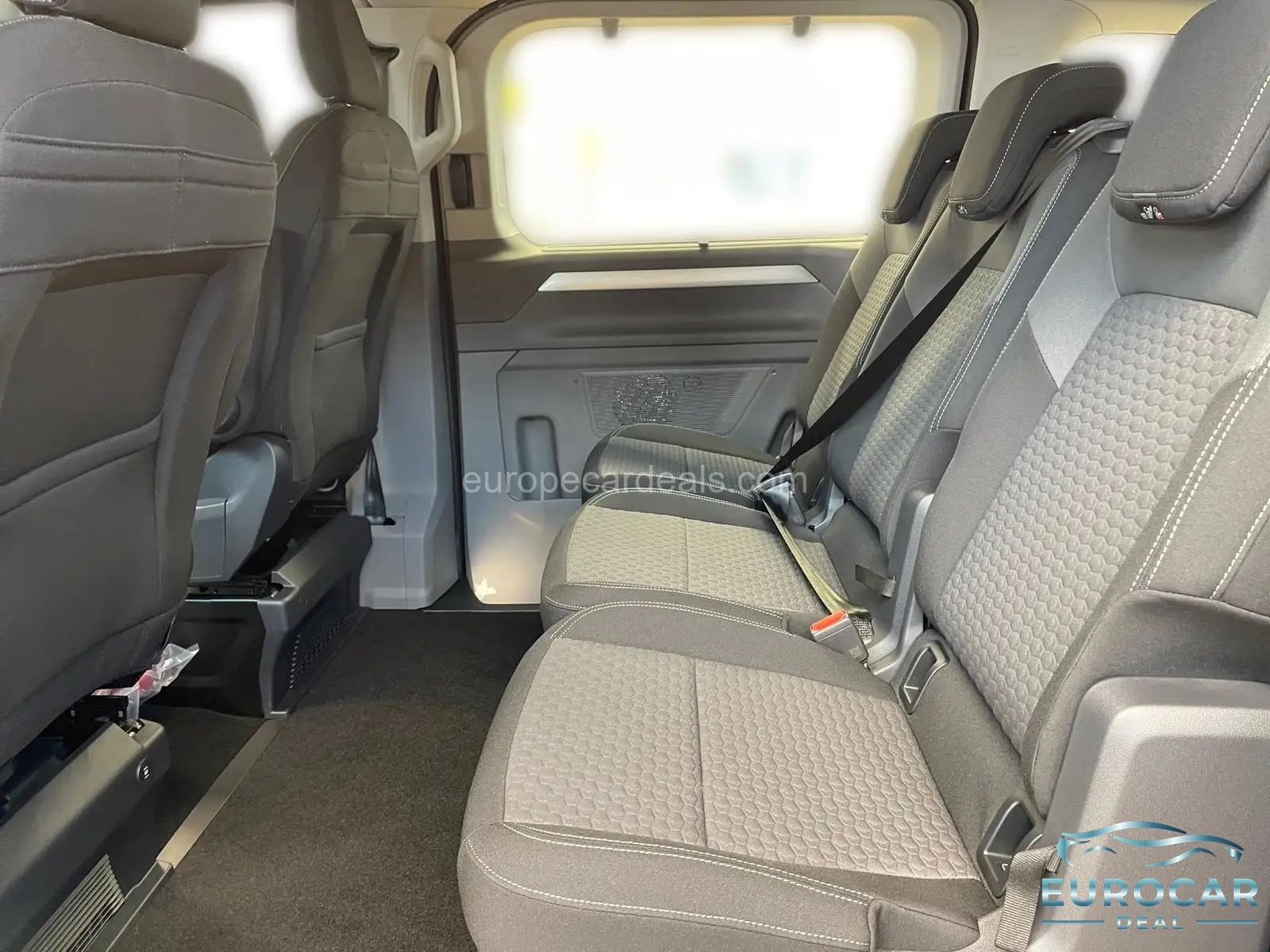 Volkswagen T7 Caravelle