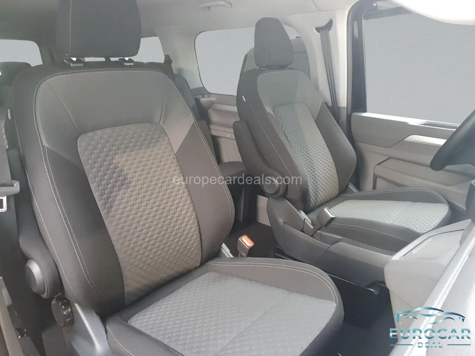 Volkswagen T7 Caravelle