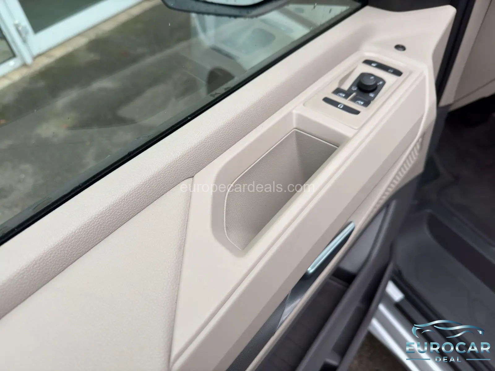 Volkswagen T7 California