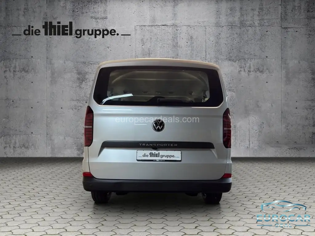 Volkswagen T7 Kombi