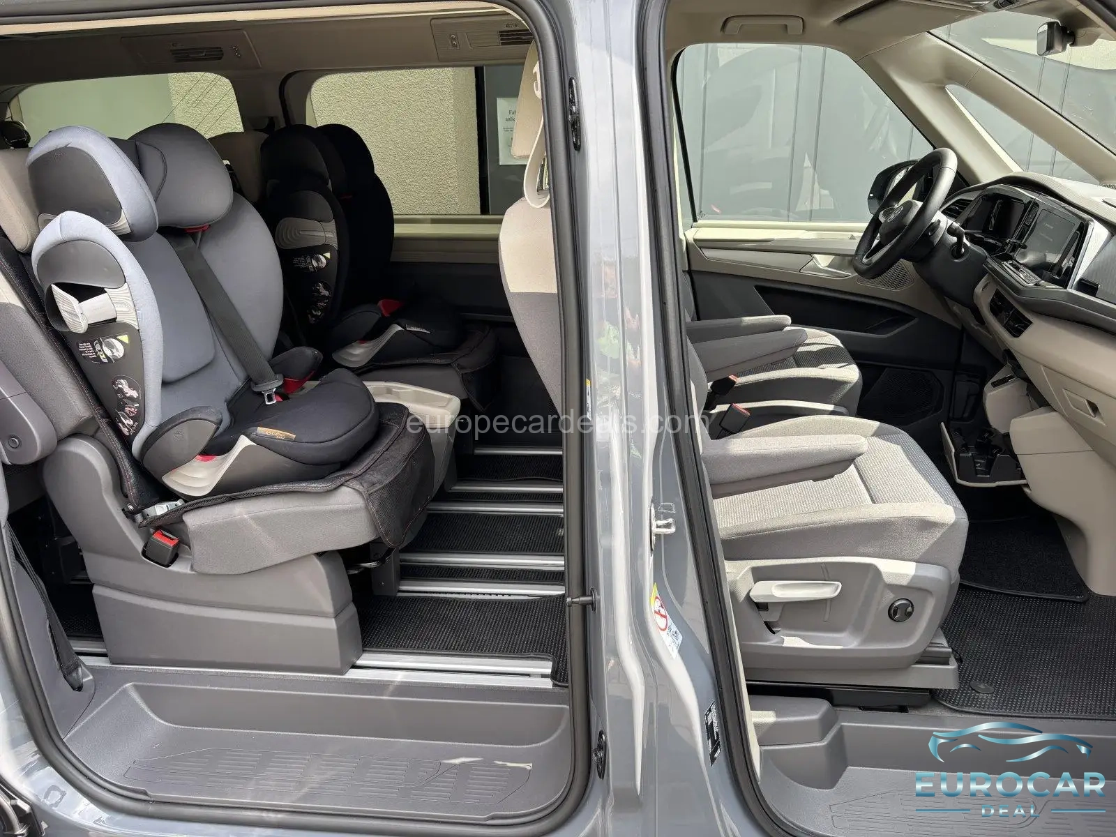 Volkswagen T7 California