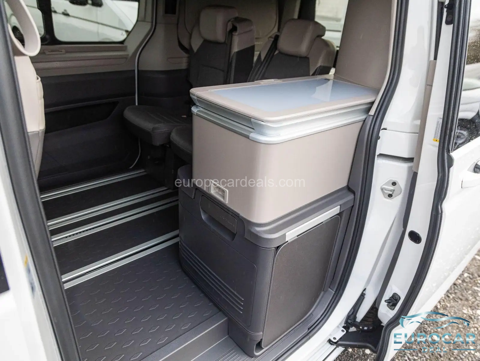 Volkswagen T7 California