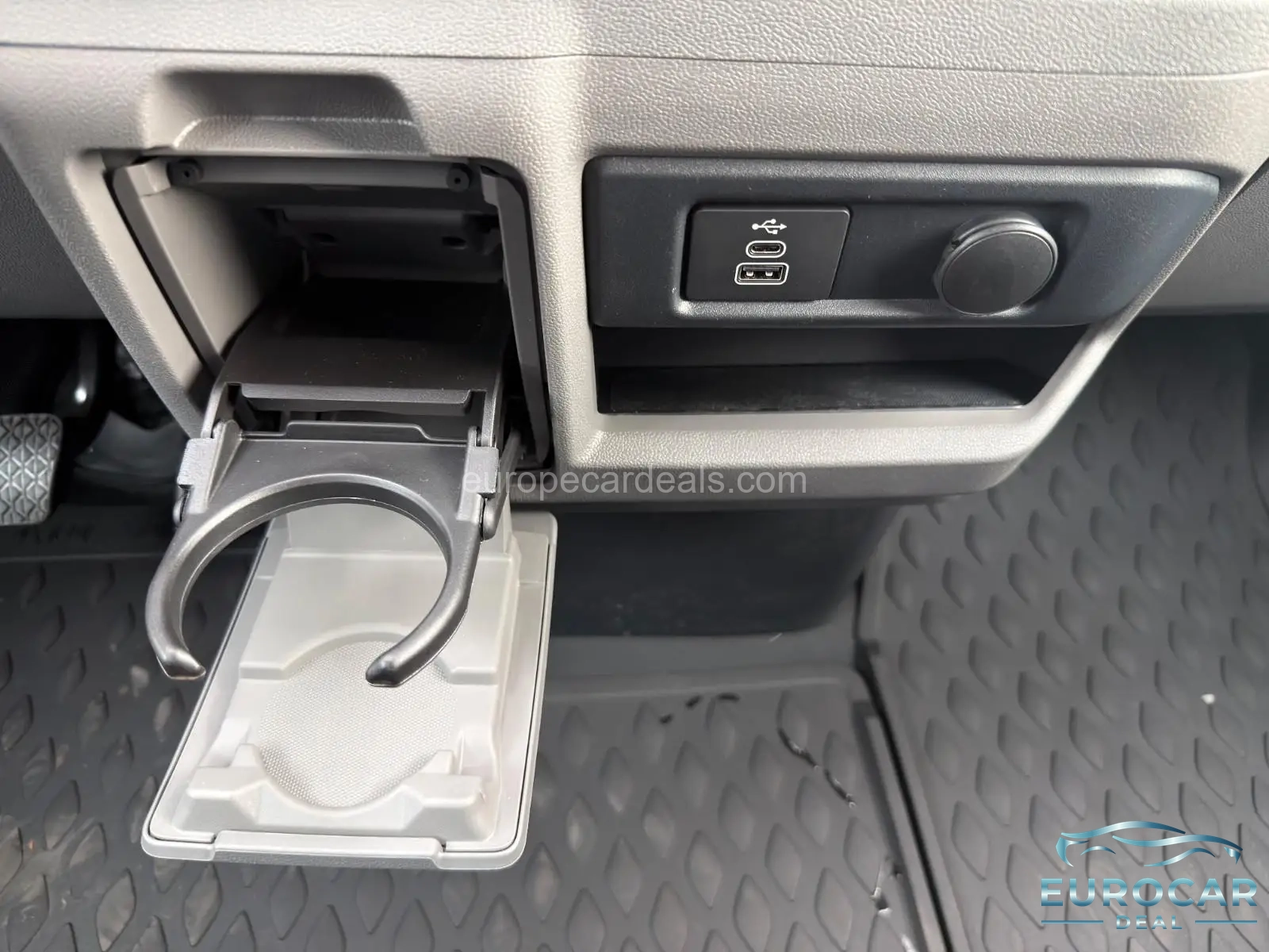 Volkswagen T7 Transporter