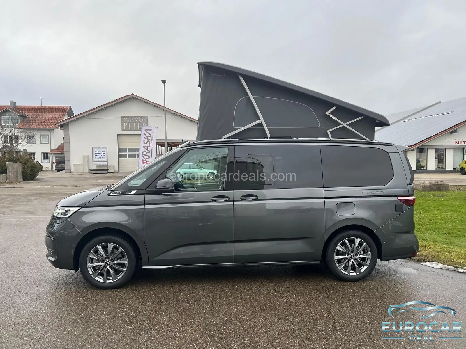 Volkswagen T7 California