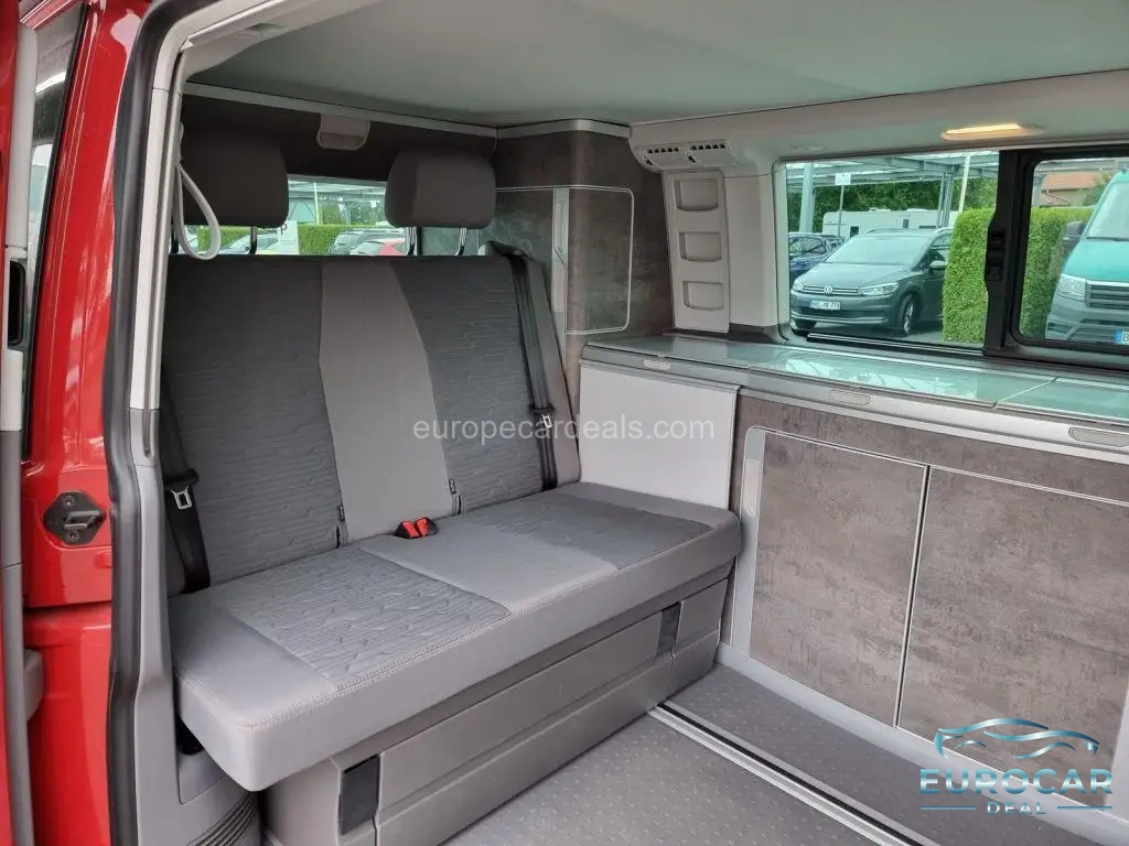 Volkswagen T7 California