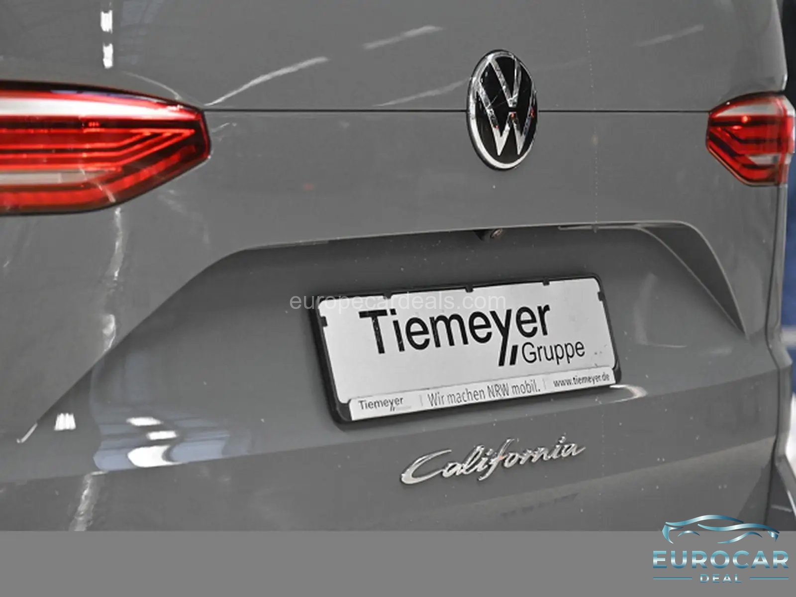 Volkswagen T7 California
