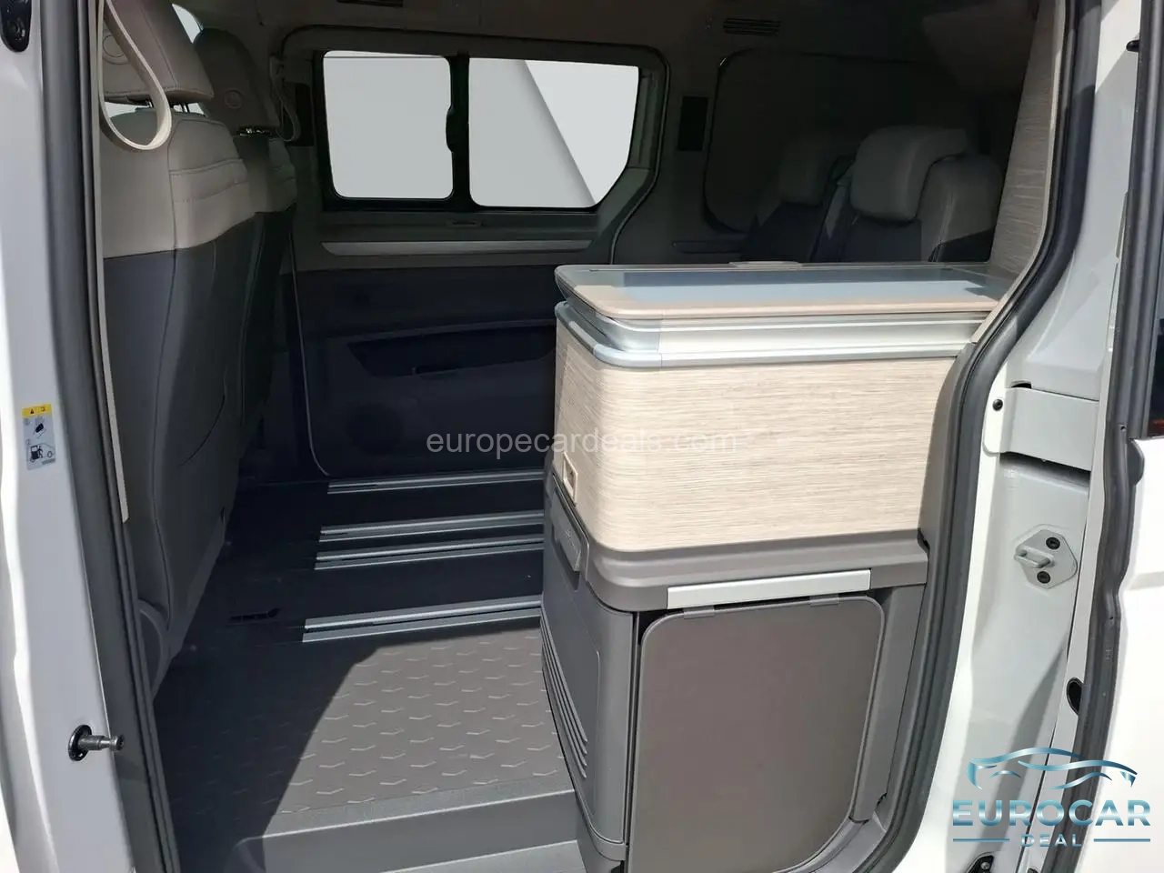 Volkswagen T7 California