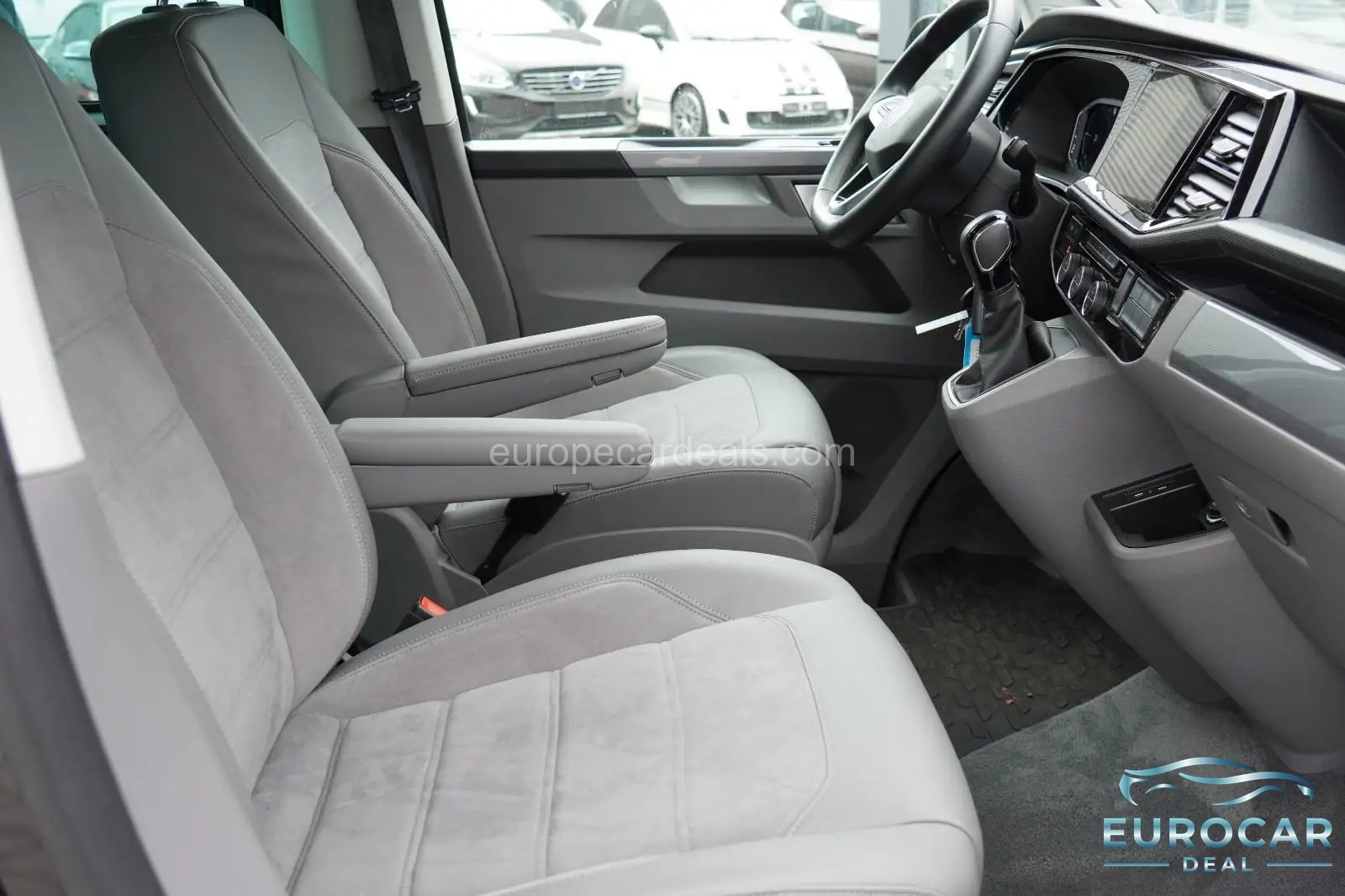 Volkswagen T7 California