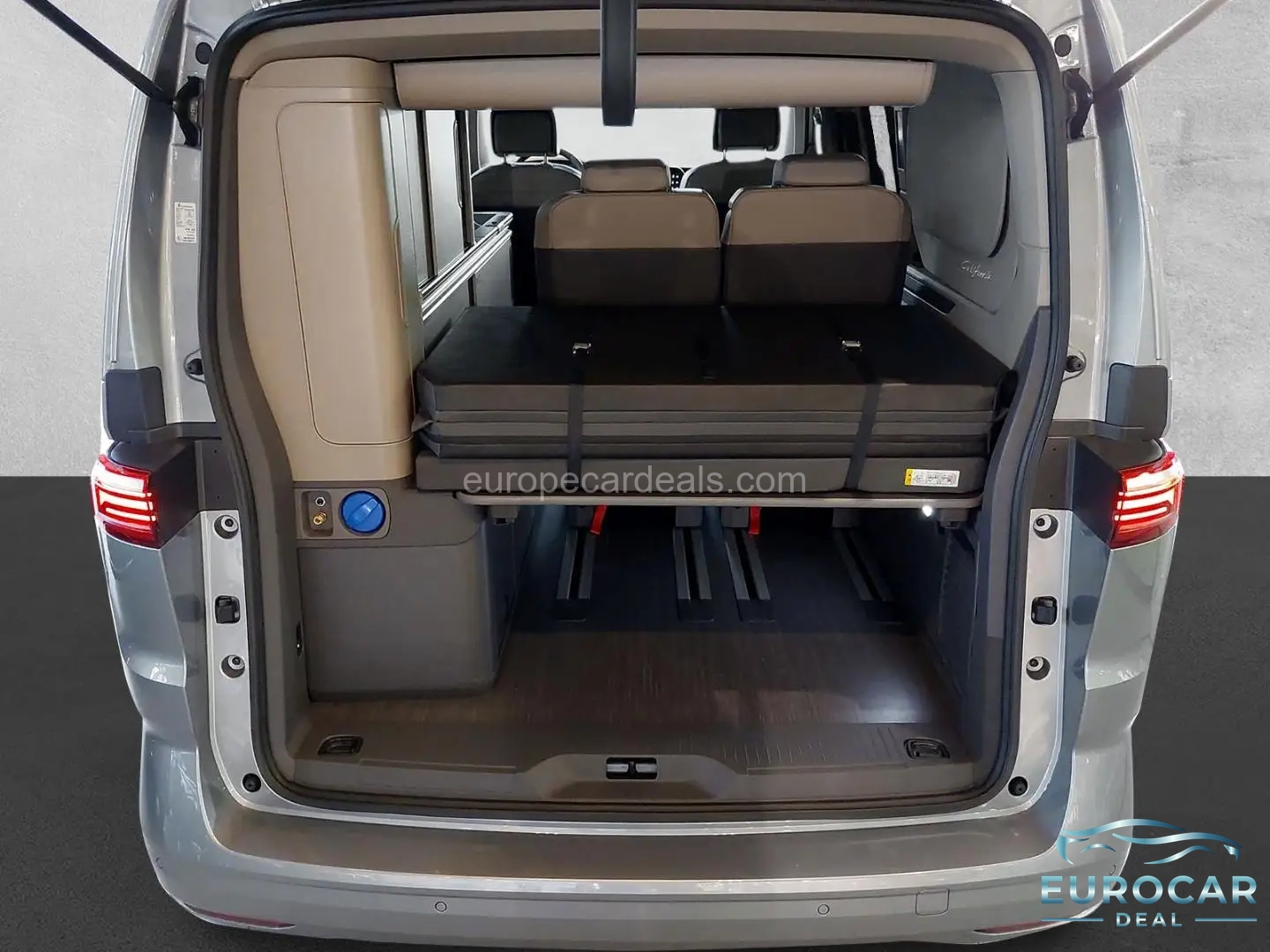 Volkswagen T7 California