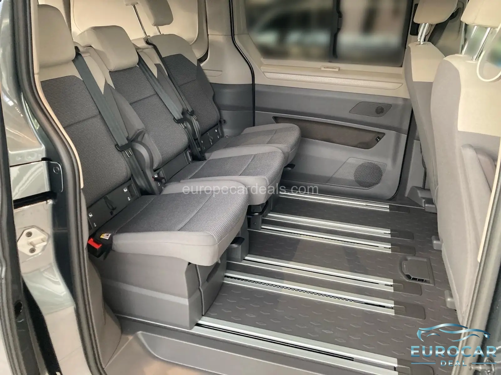 Volkswagen T7 California
