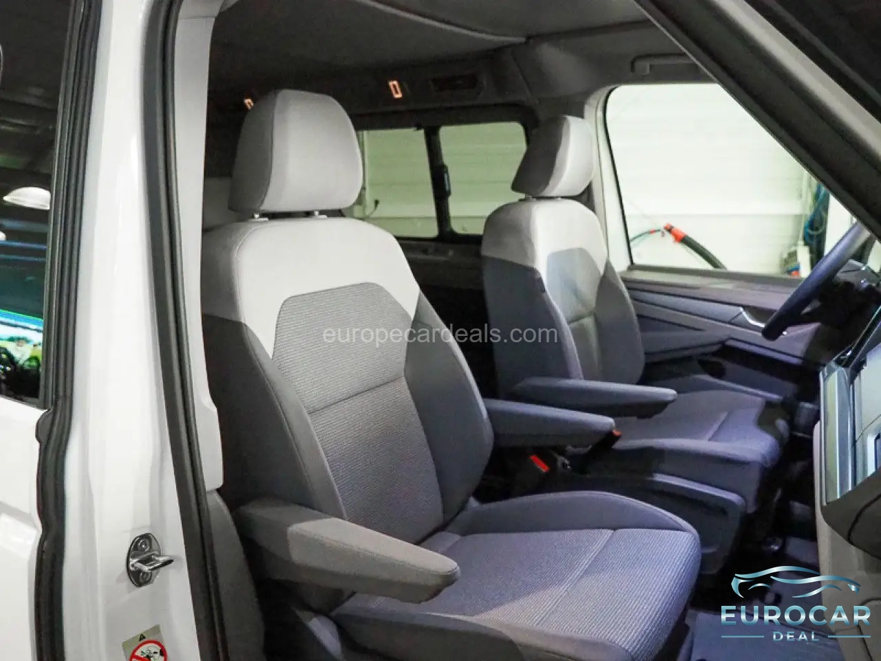 Volkswagen T7 California