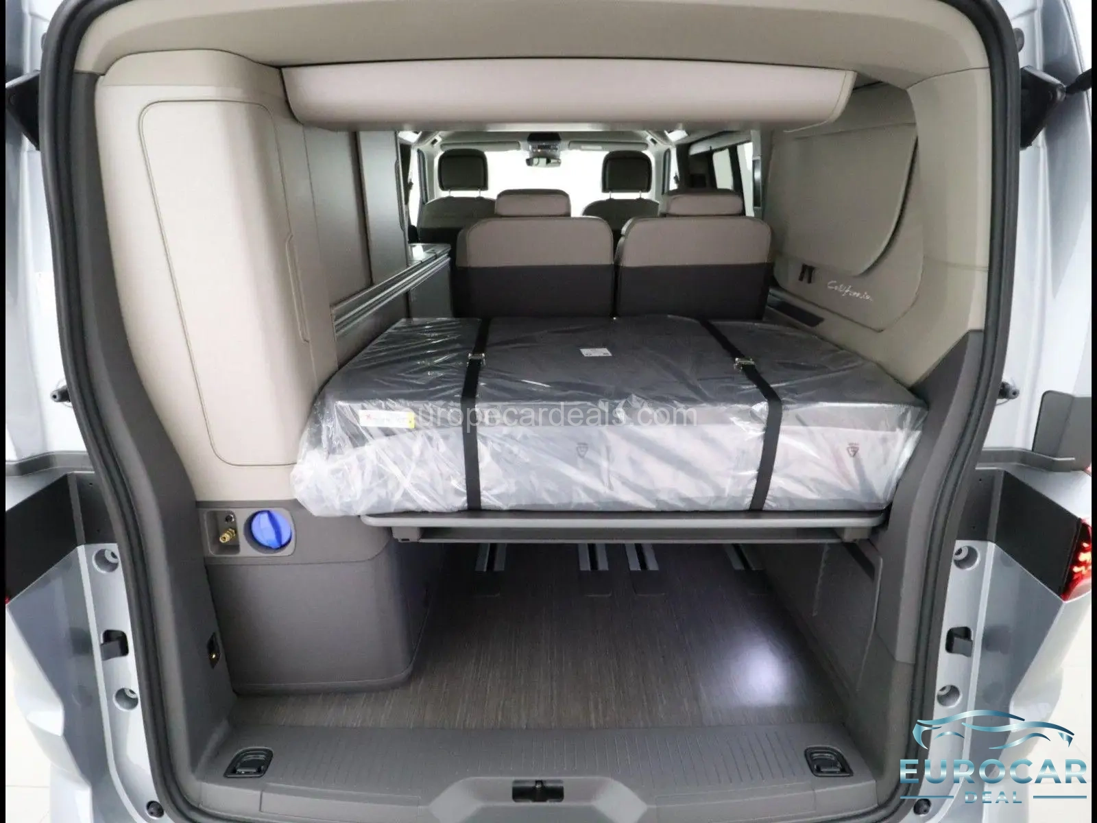 Volkswagen T7 California
