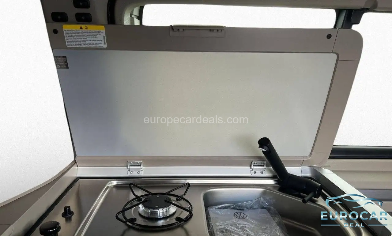 Volkswagen T7 California