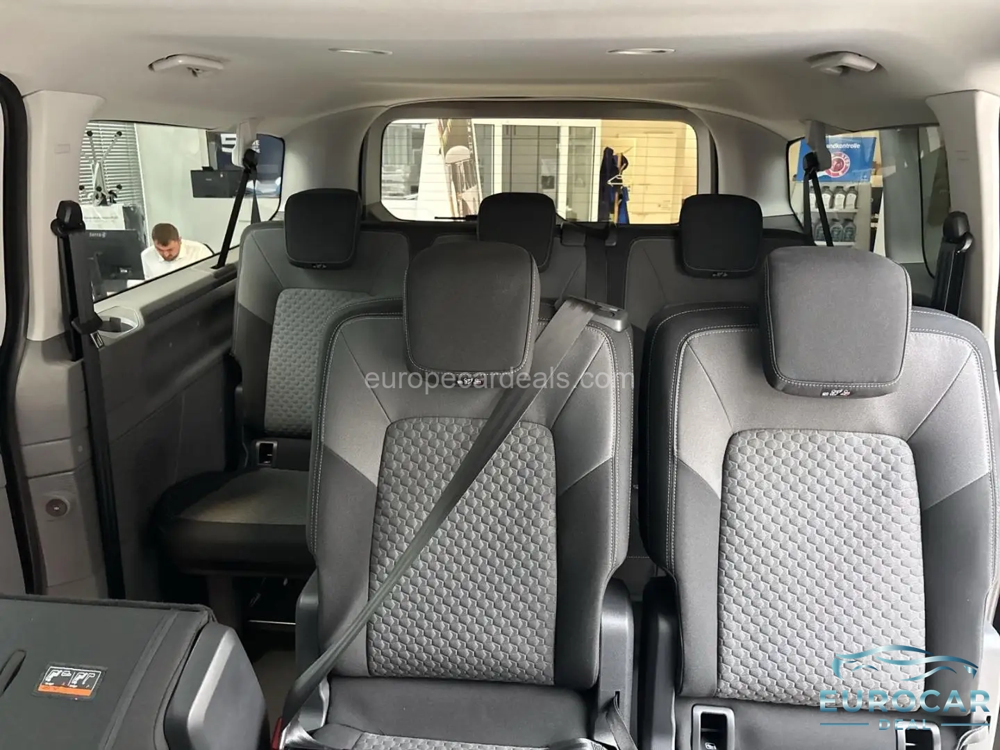 Volkswagen T7 Caravelle