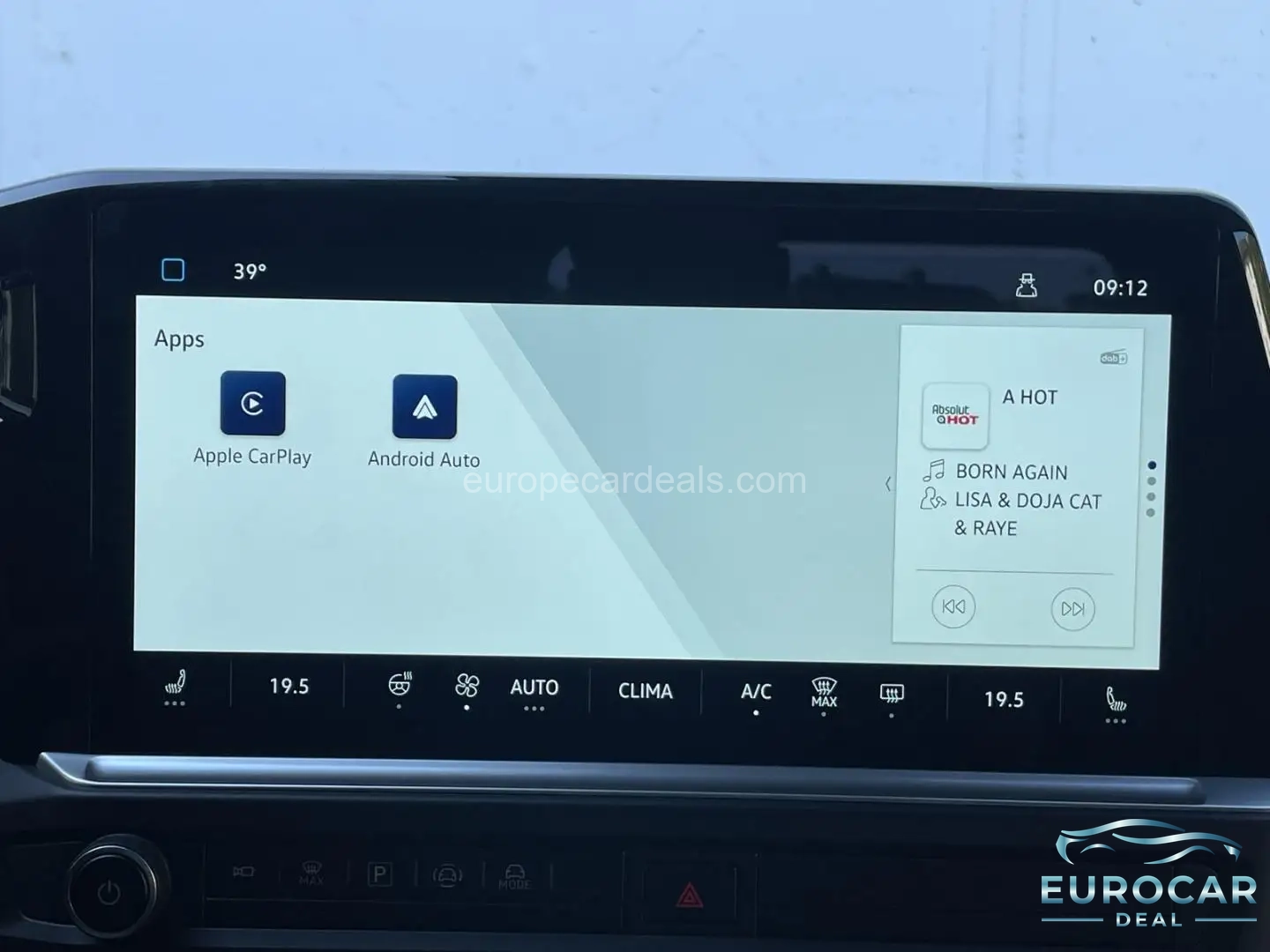 Volkswagen T7 Caravelle