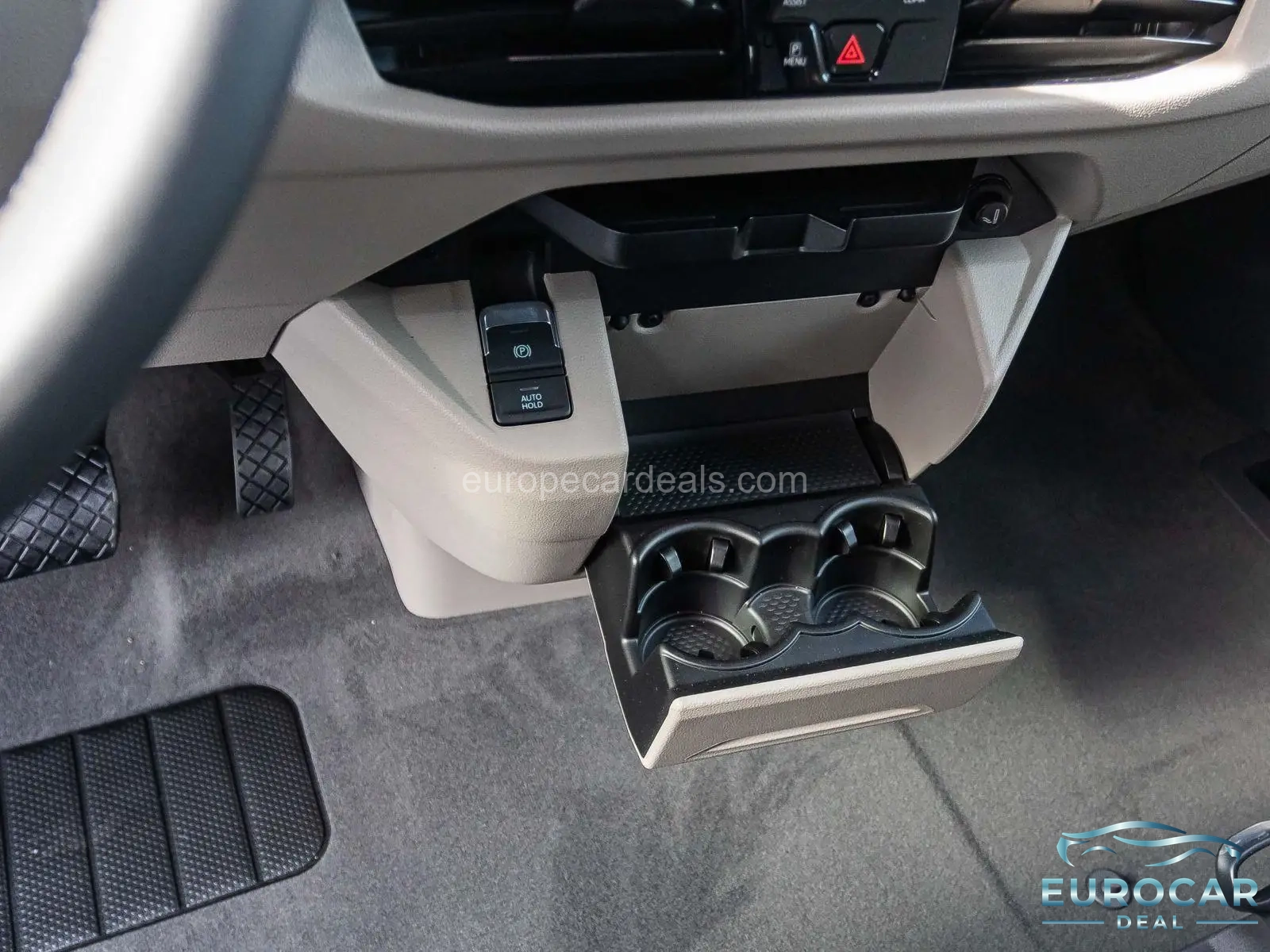 Volkswagen T7 California