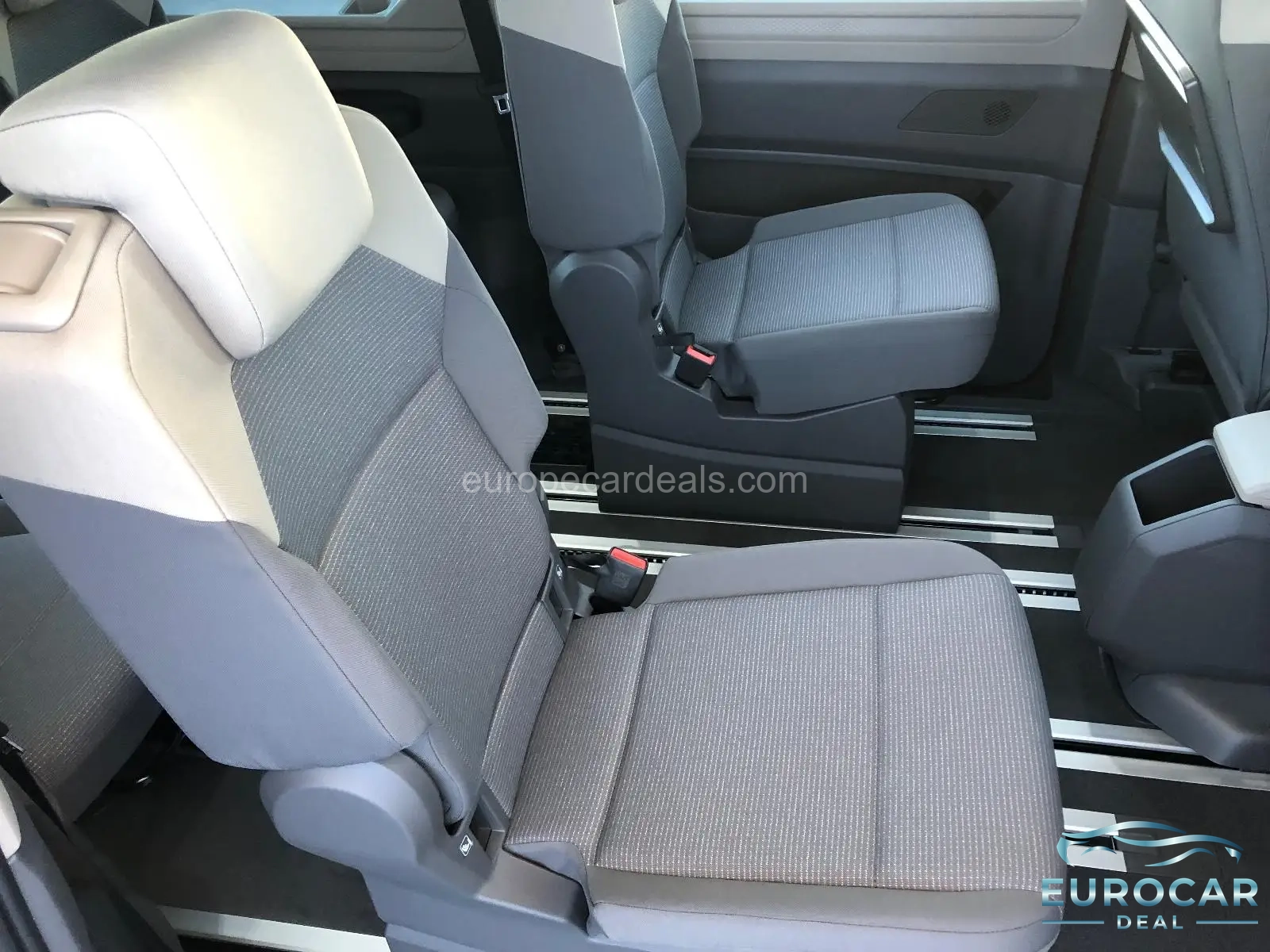 Volkswagen T7 California