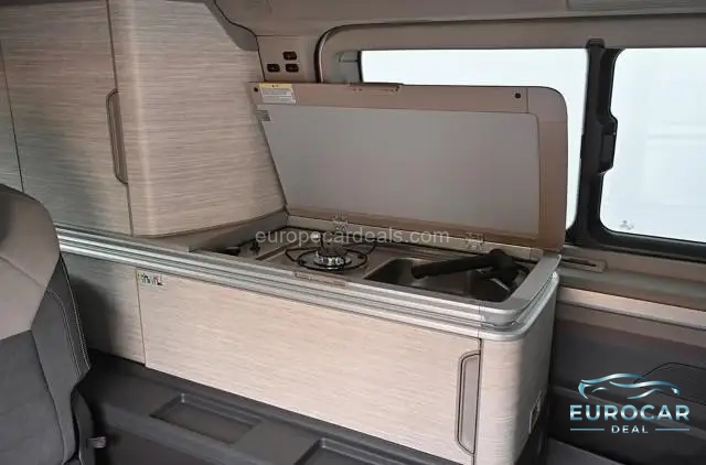 Volkswagen T7 California