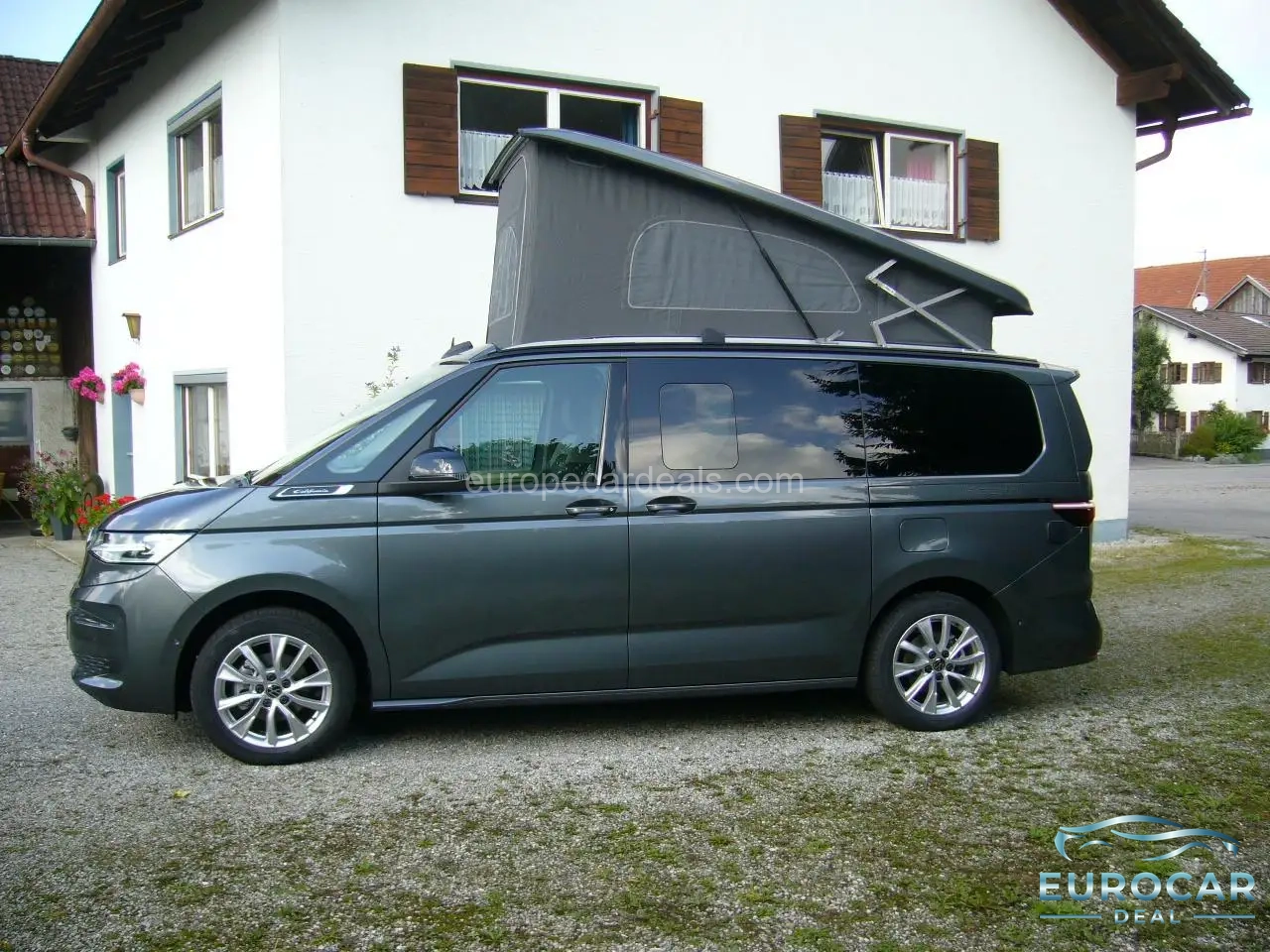 Volkswagen T7 California