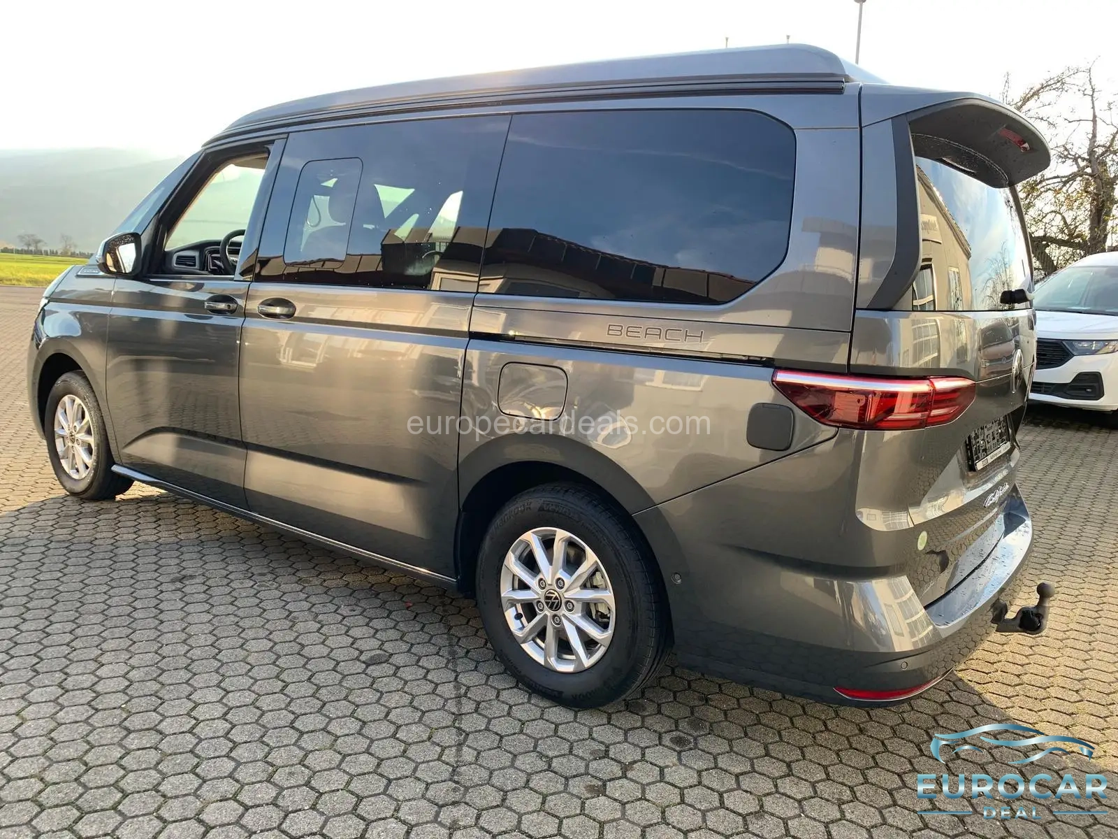 Volkswagen T7 California